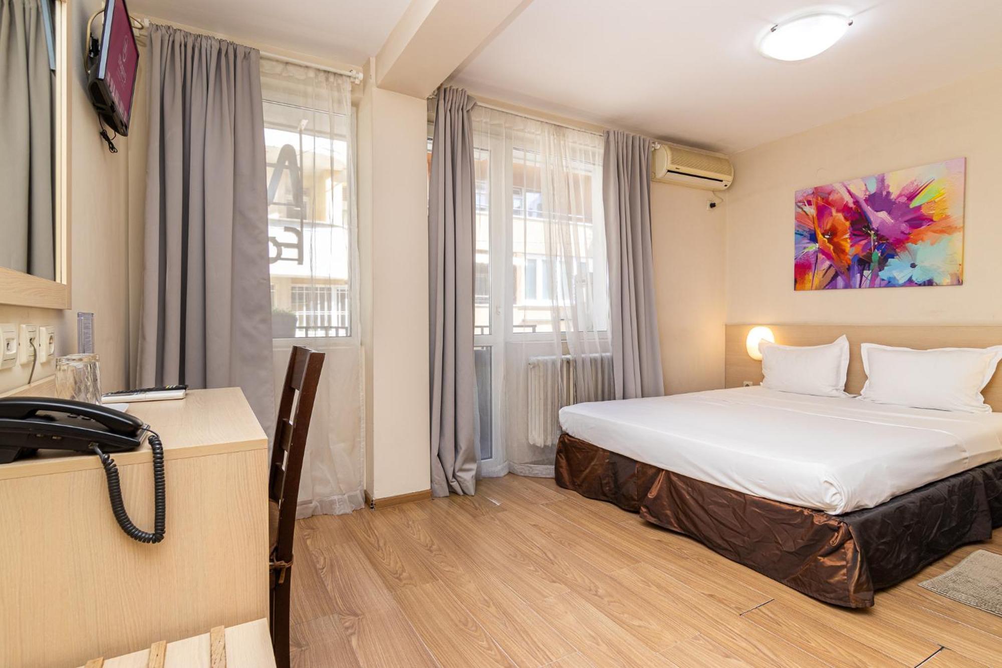 Family Hotel Madrid صوفيا المظهر الخارجي الصورة
